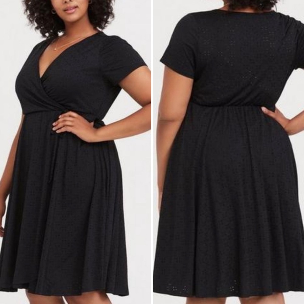Torrid Black Eyelet Faux Wrap Stretchy Midi Dress Short Sleeve Size 3 24 26